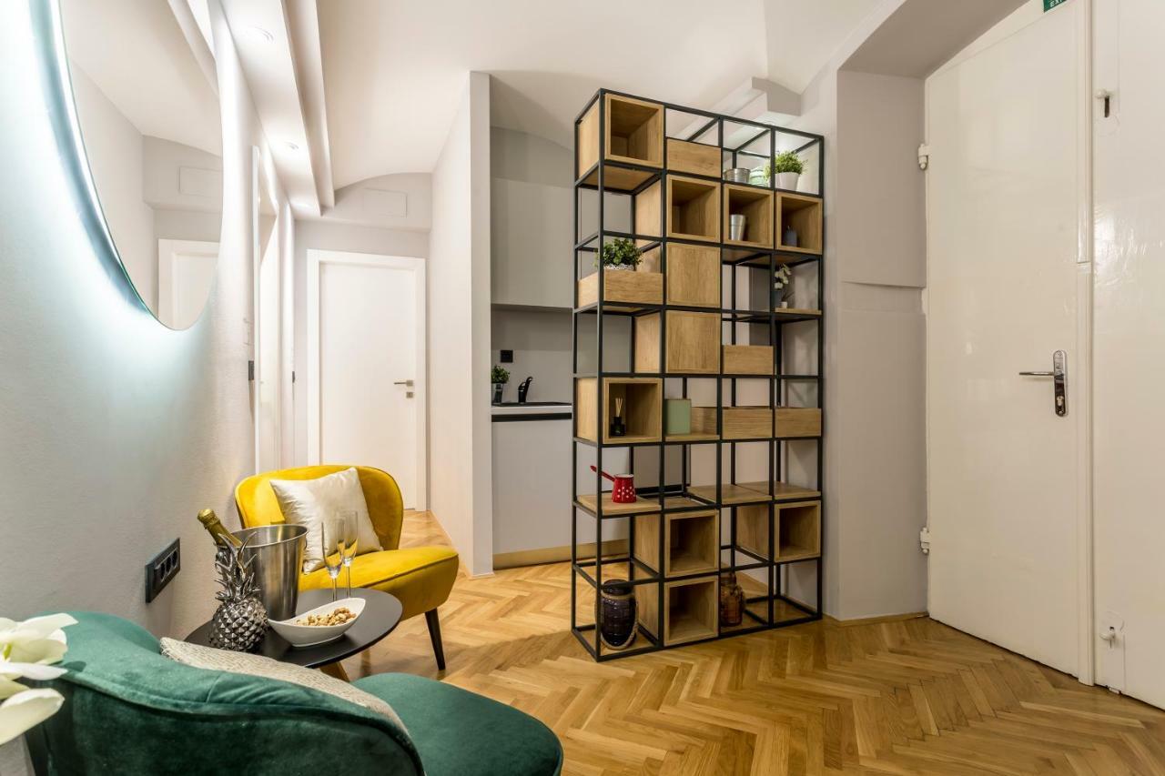 Central Rooms Сплит Екстериор снимка